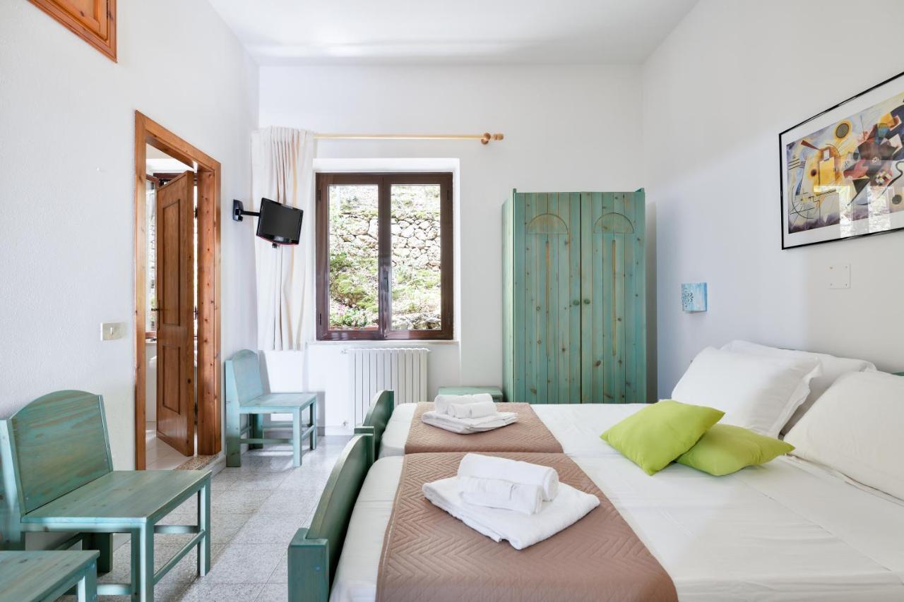 S'Enis Monte Maccione Hotel Oliena Luaran gambar